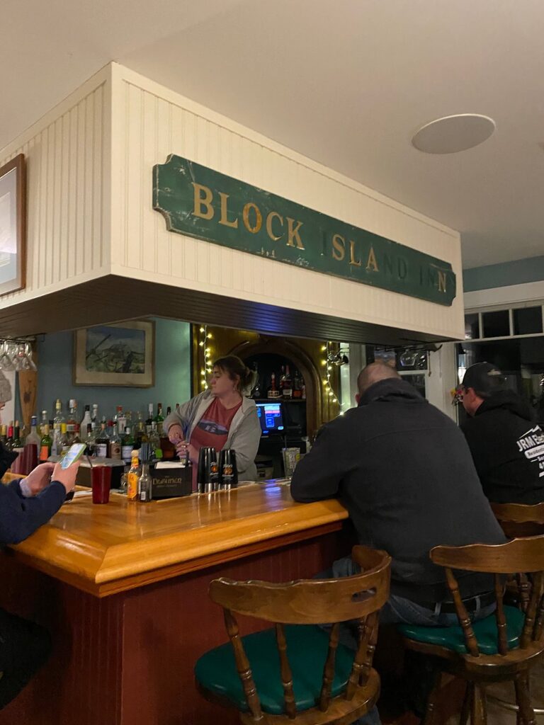 Old Island Pub Block island